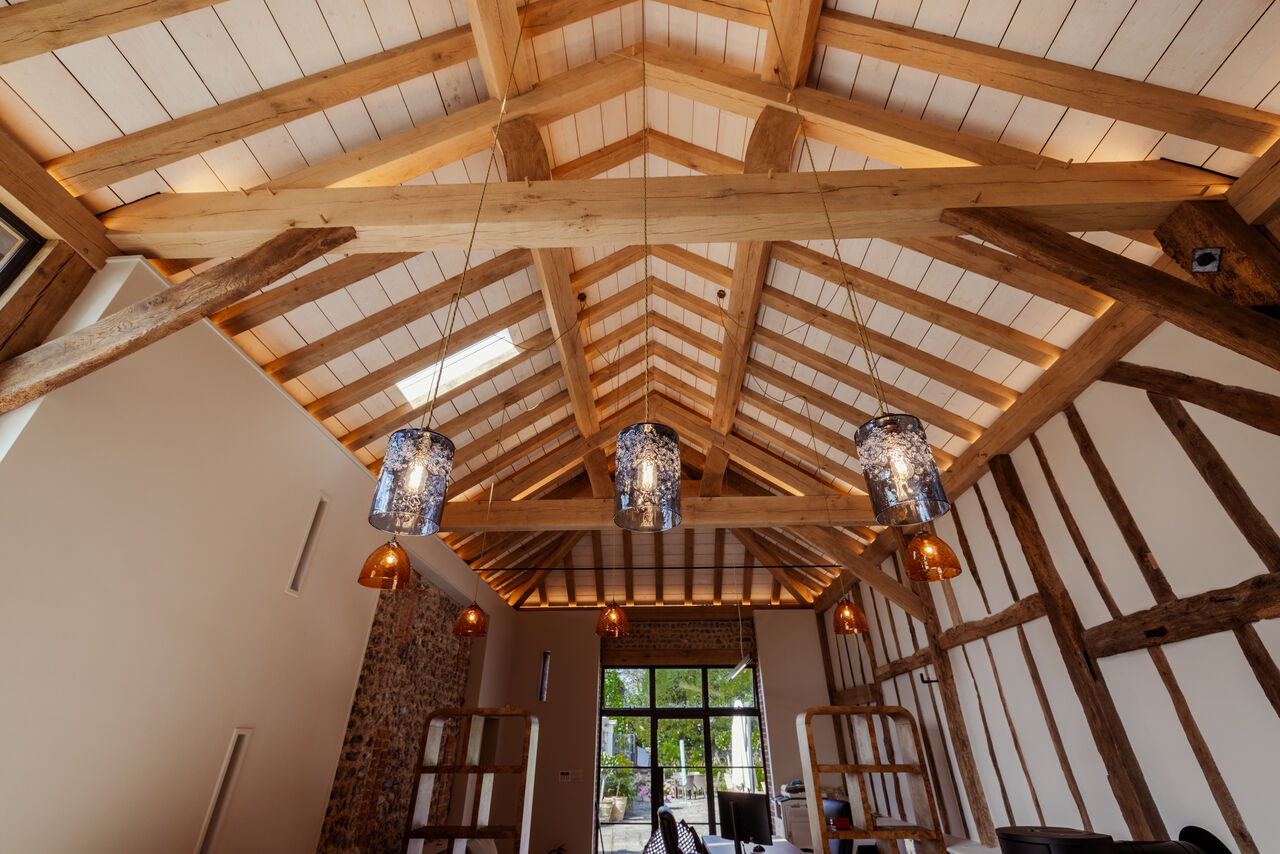 Kingston Manor flint barn restoration