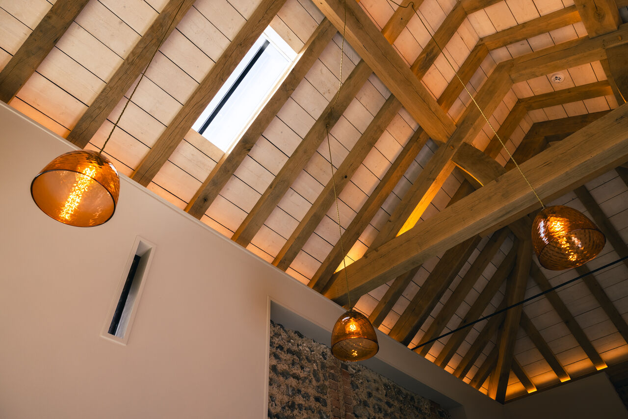 Kingston Manor flint barn restoration