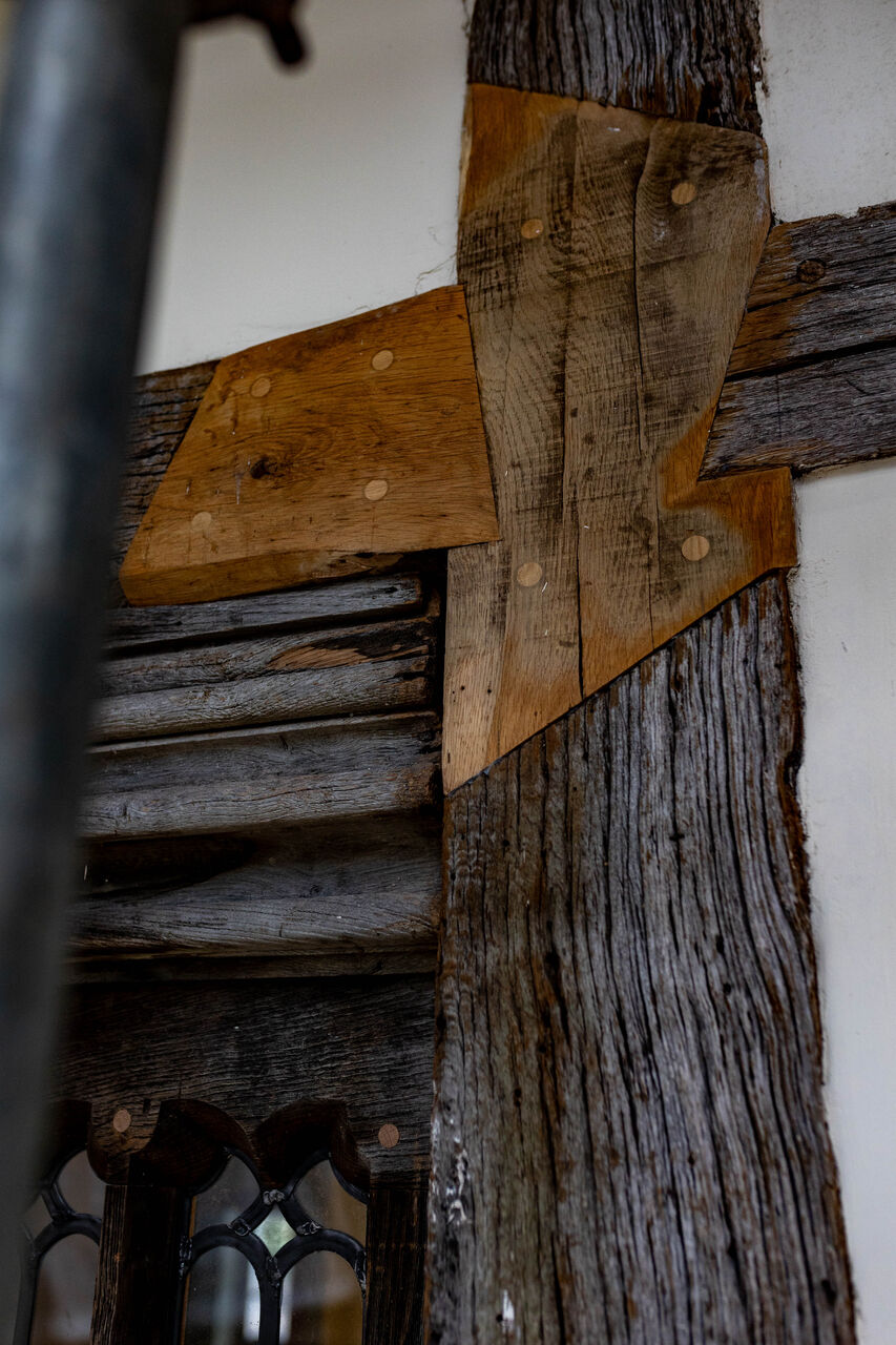 Wapsbourne Manor oak-frame restoration