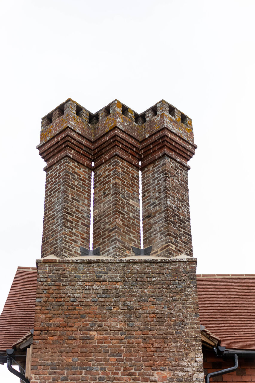 Wapsbourne Manor oak-frame restoration