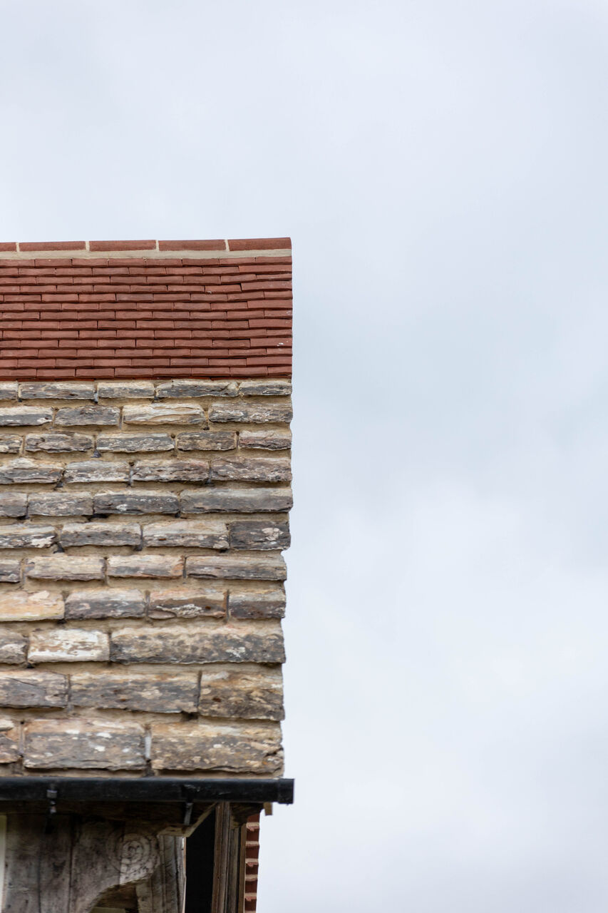 Wapsbourne Manor oak-frame restoration