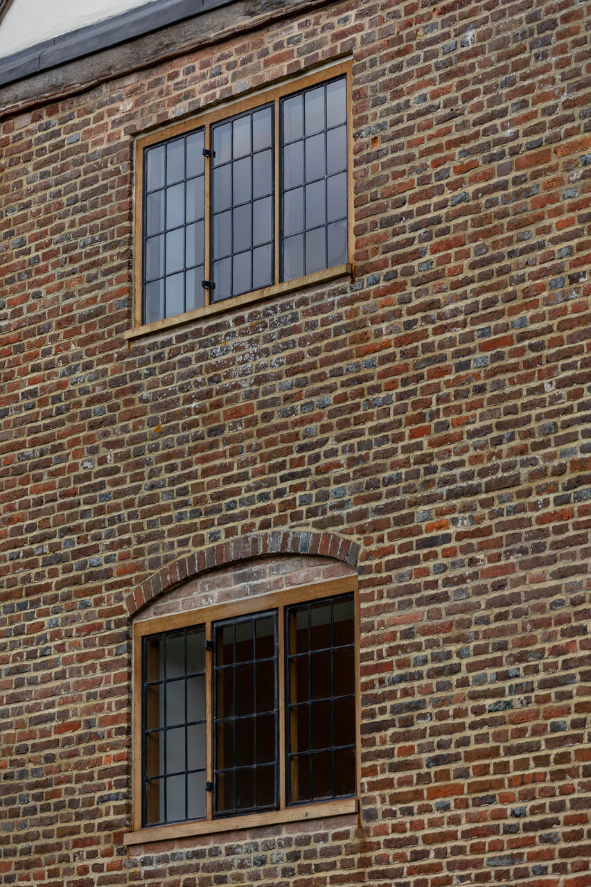 Wapsbourne Manor oak-frame restoration