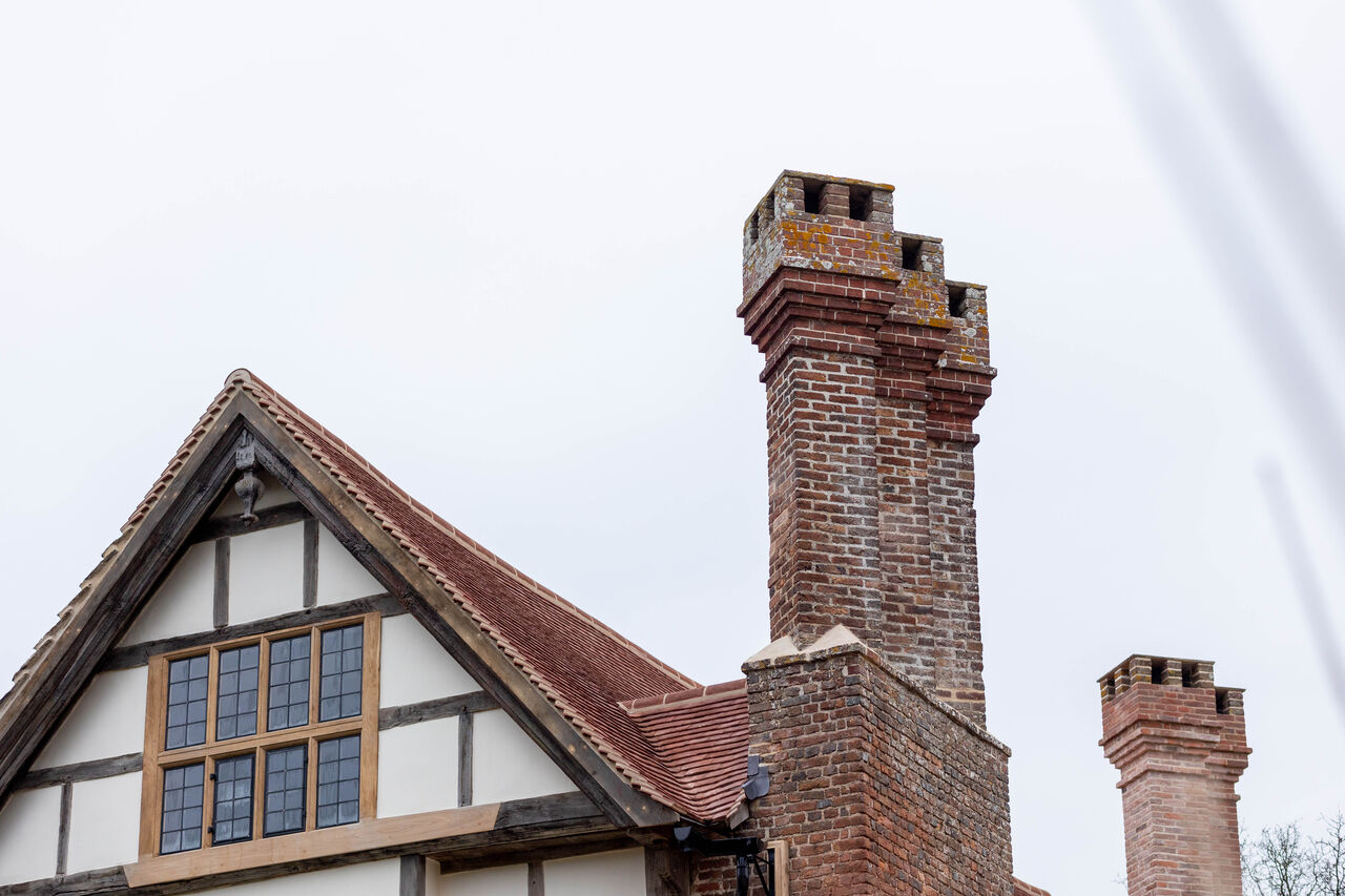 Wapsbourne Manor oak-frame restoration
