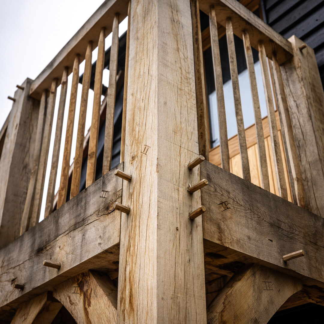 Common House oak-framed garage
