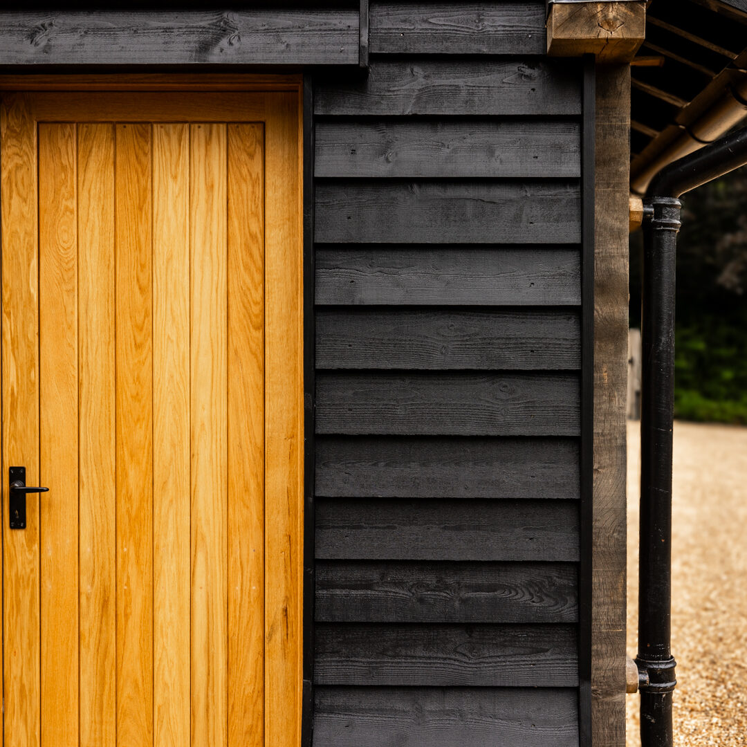 Common House oak-framed garage
