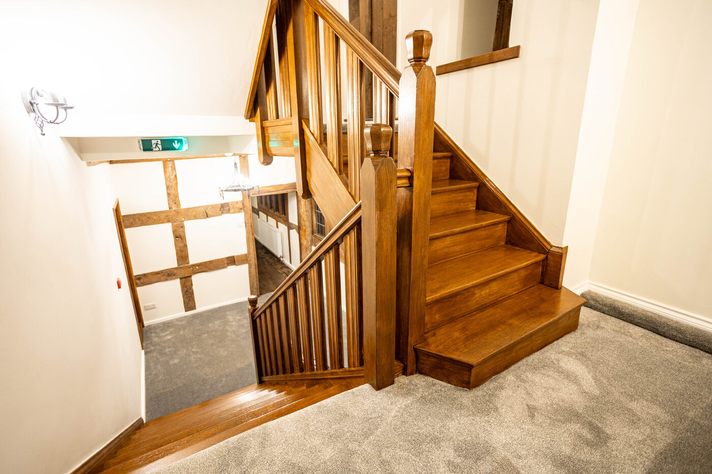 Wapsbourne Manor oak-frame restoration