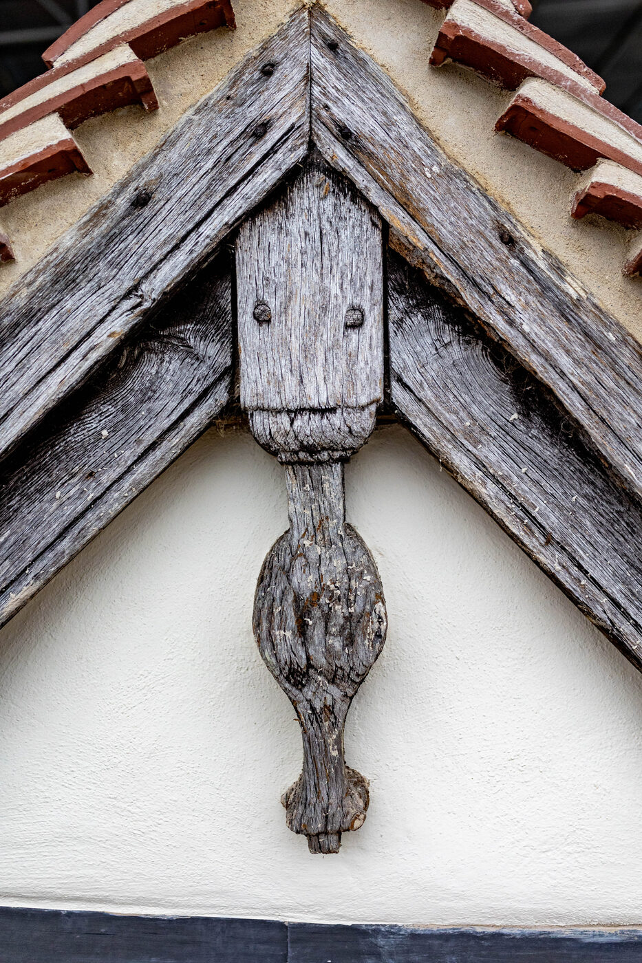 Wapsbourne Manor oak-frame restoration