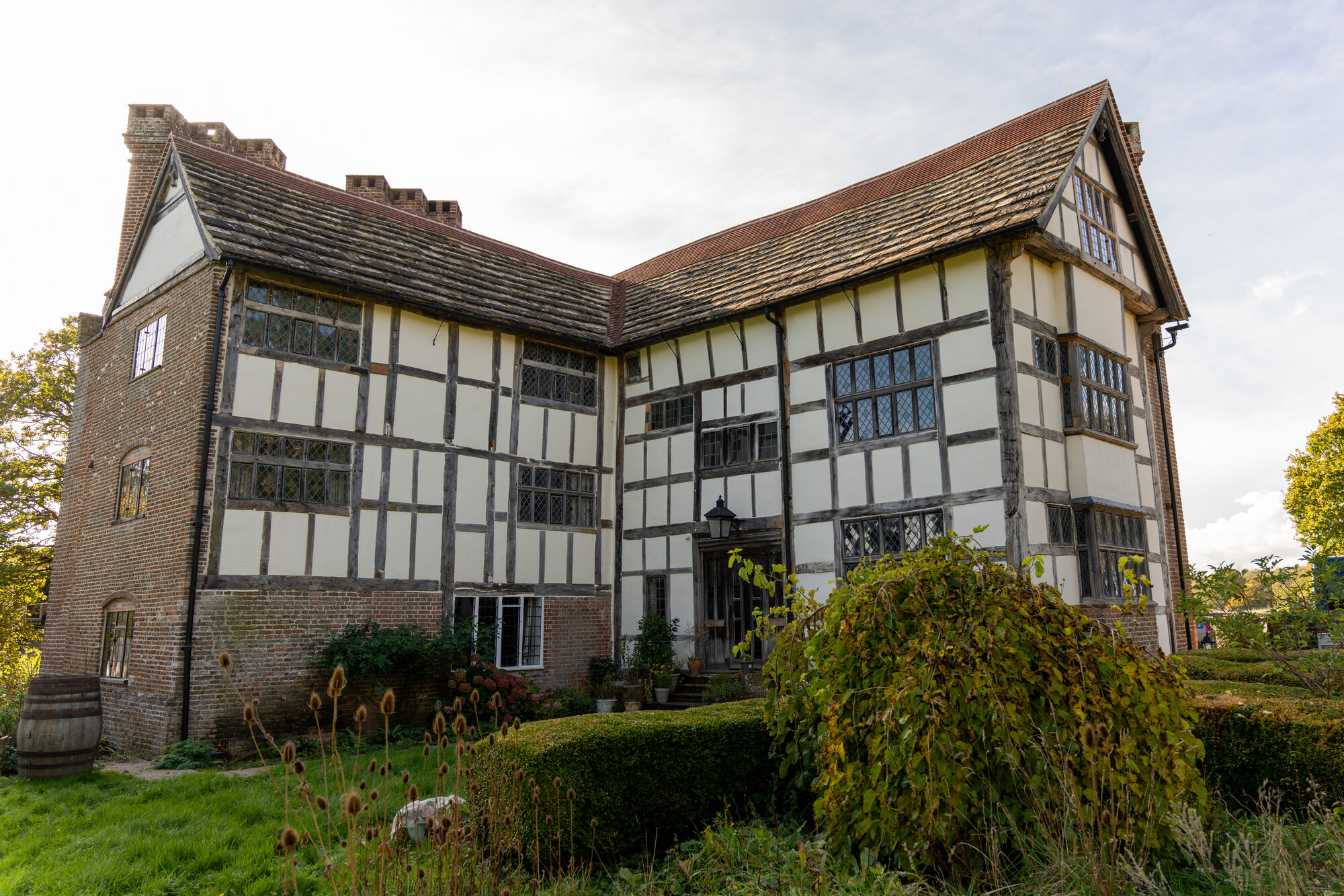 Wapsbourne Manor oak-frame restoration